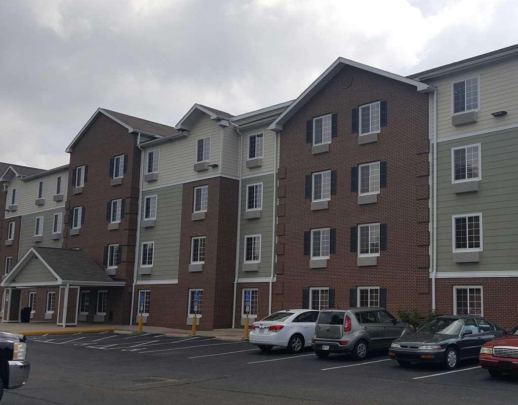 Extended Stay America Select Suites - Akron - South Portage Lakes Buitenkant foto