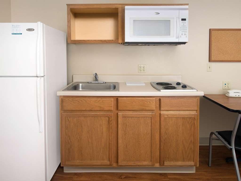 Extended Stay America Select Suites - Akron - South Portage Lakes Kamer foto
