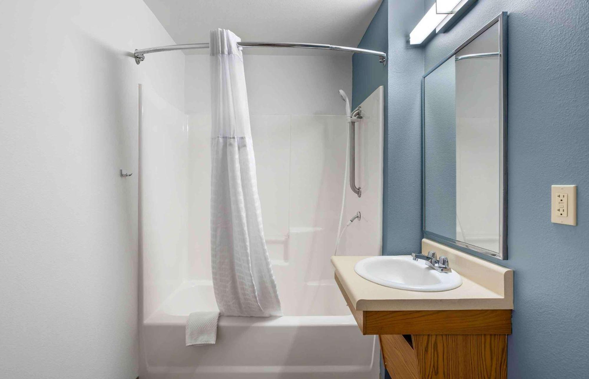 Extended Stay America Select Suites - Akron - South Portage Lakes Buitenkant foto
